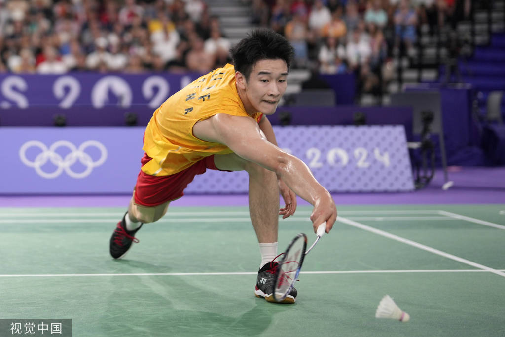 他与球队另 他与球队另