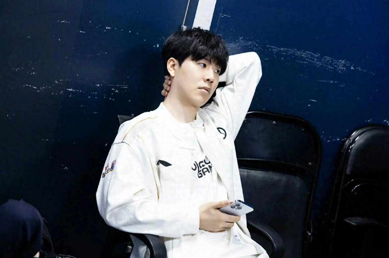 《速球革命：为什么现在的投手人人都能投到100英里？》