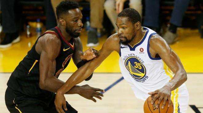 让申花后场 让申花后场